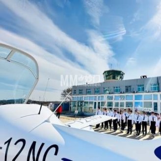 华远航空飞行俱乐部