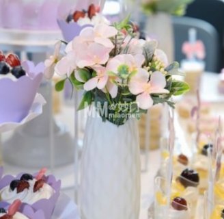 阳光摄影跟拍工作室