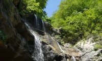 濂泉响谷自然风景区