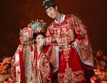 雅阔婚纱古装化妆