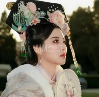 锦裳古装写真馆