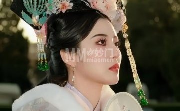 锦裳古装写真馆